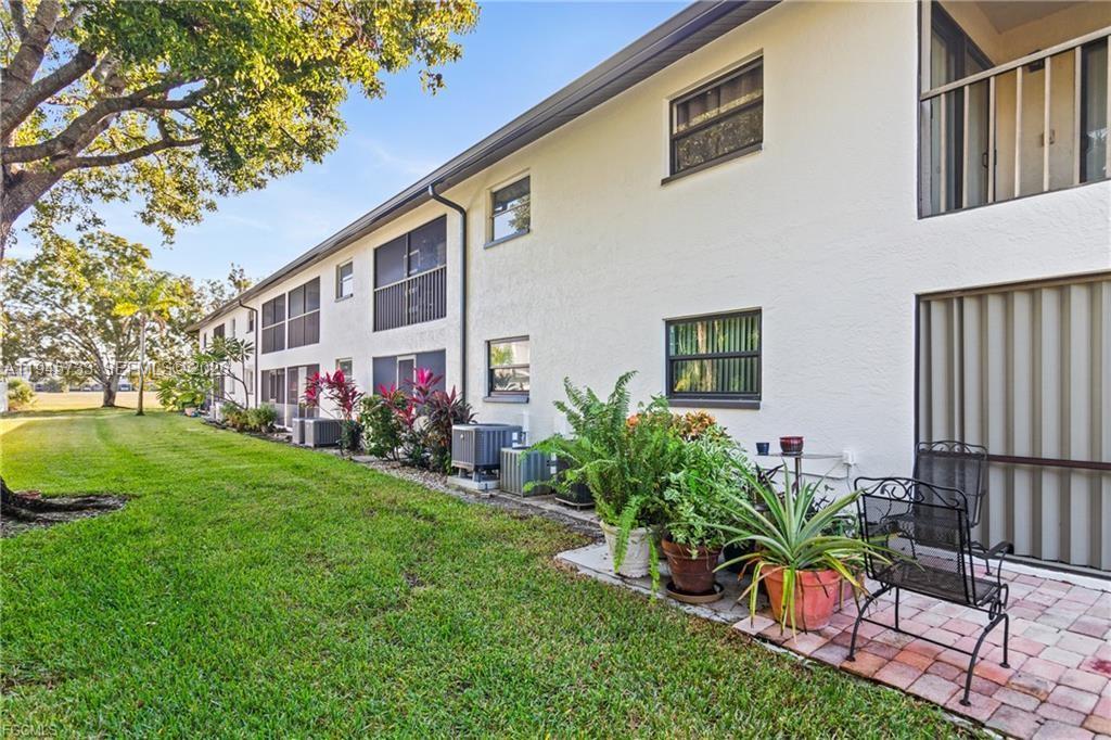 CAPE PARKWAY - Residential