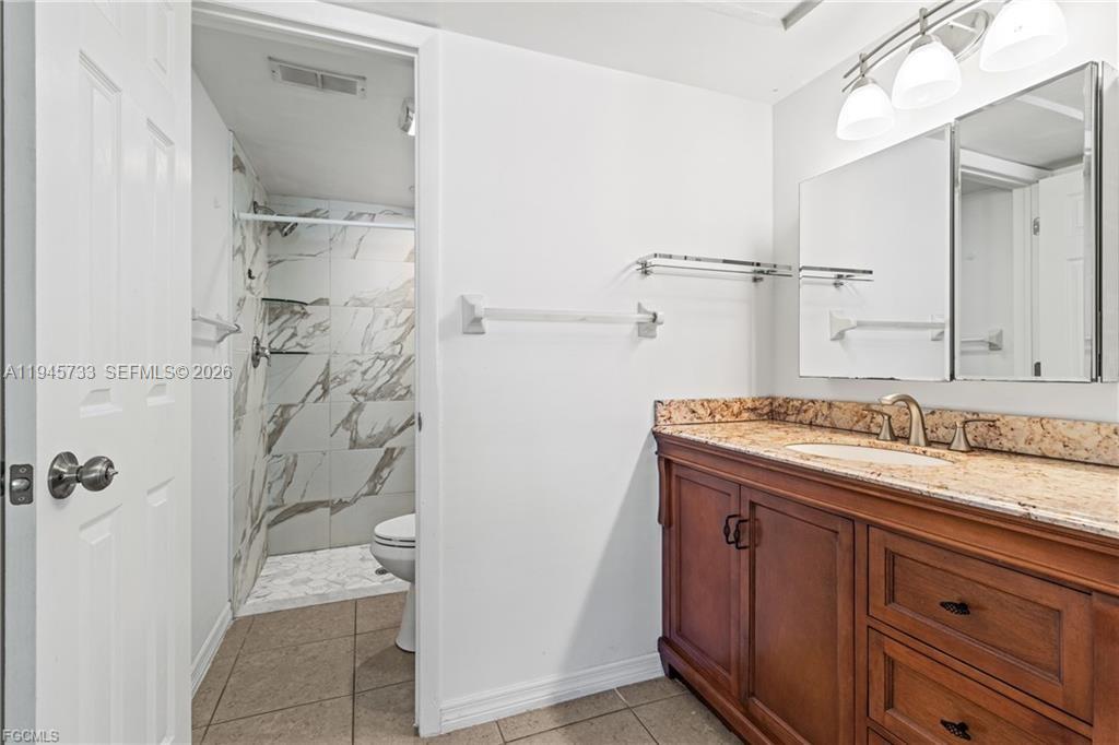 CAPE PARKWAY - Residential