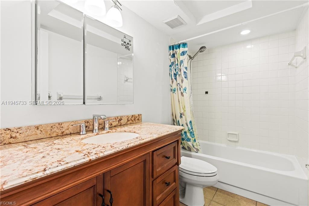 CAPE PARKWAY - Residential