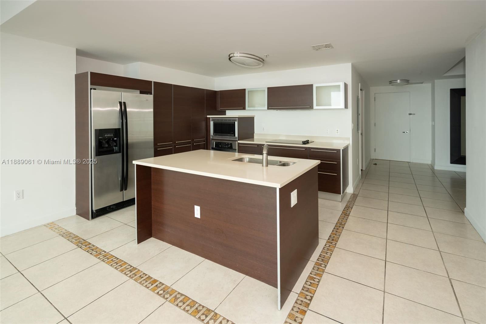 QUANTUM ON THE BAY CONDO - Residential Lease