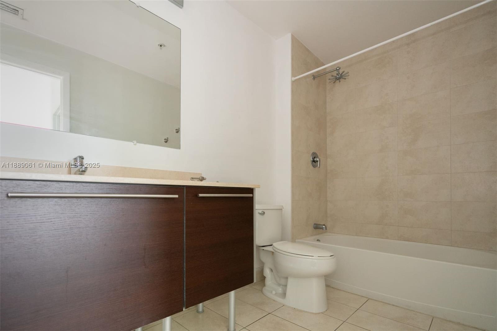 QUANTUM ON THE BAY CONDO - Residential Lease