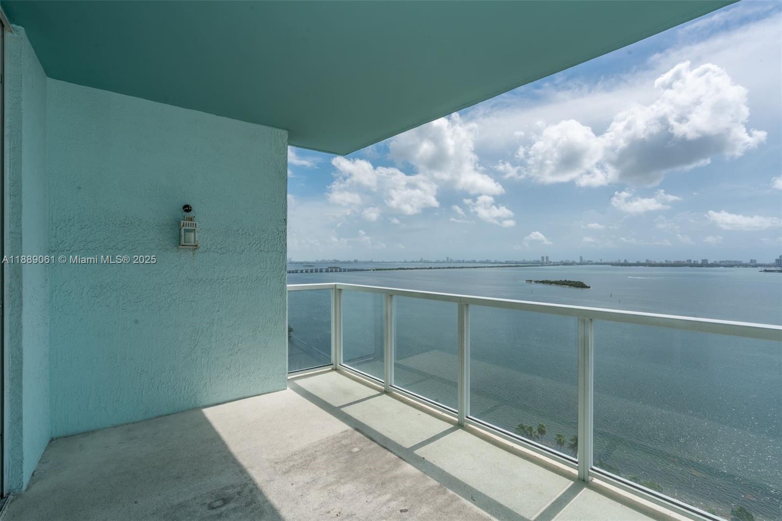 QUANTUM ON THE BAY CONDO - Residential Lease