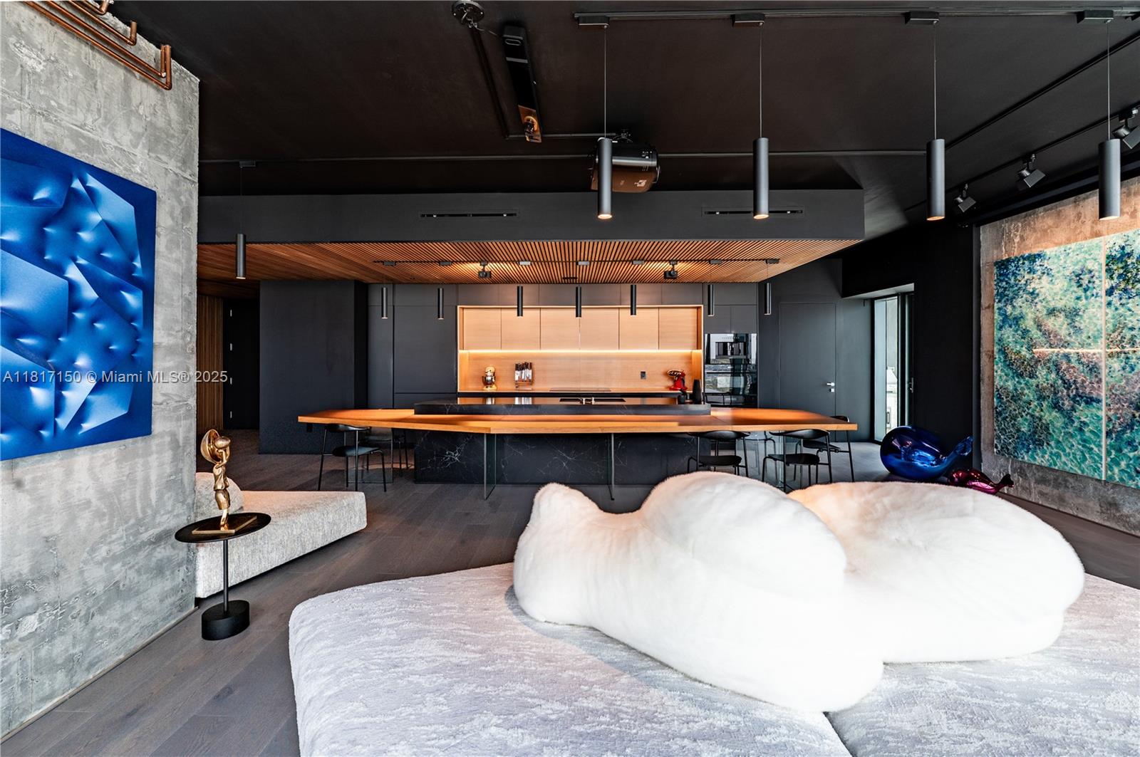 ECHO BRICKELL CONDO - Residential Lease