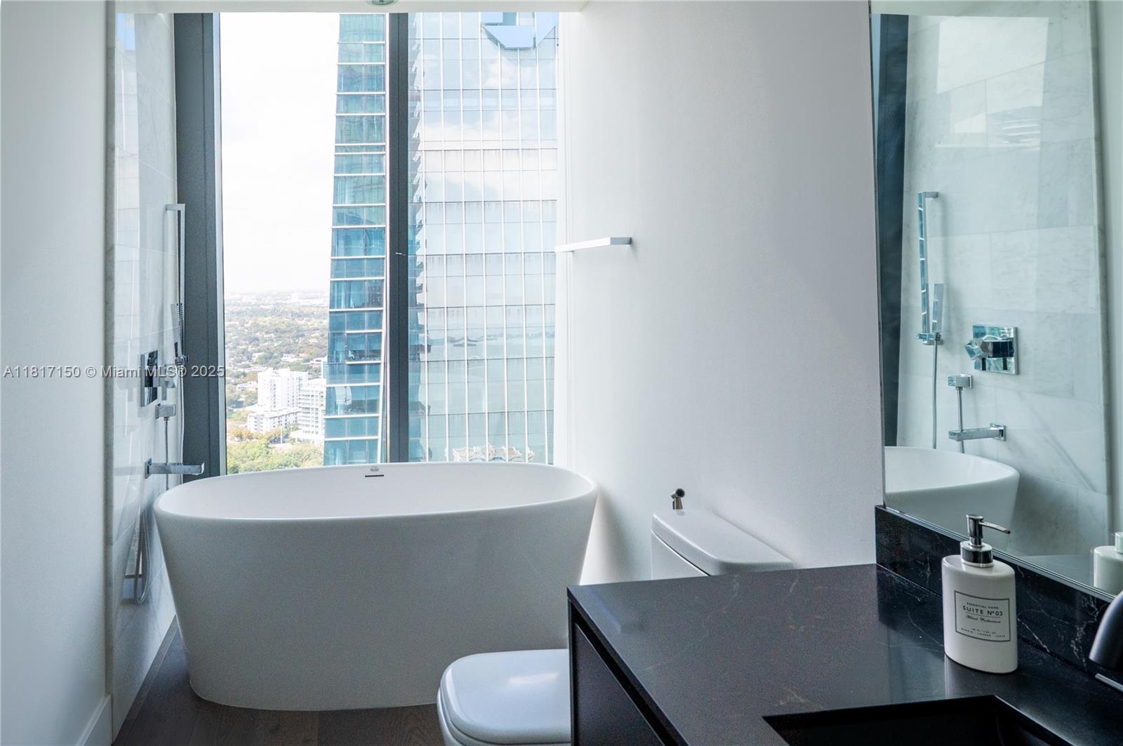 ECHO BRICKELL CONDO - Residential Lease