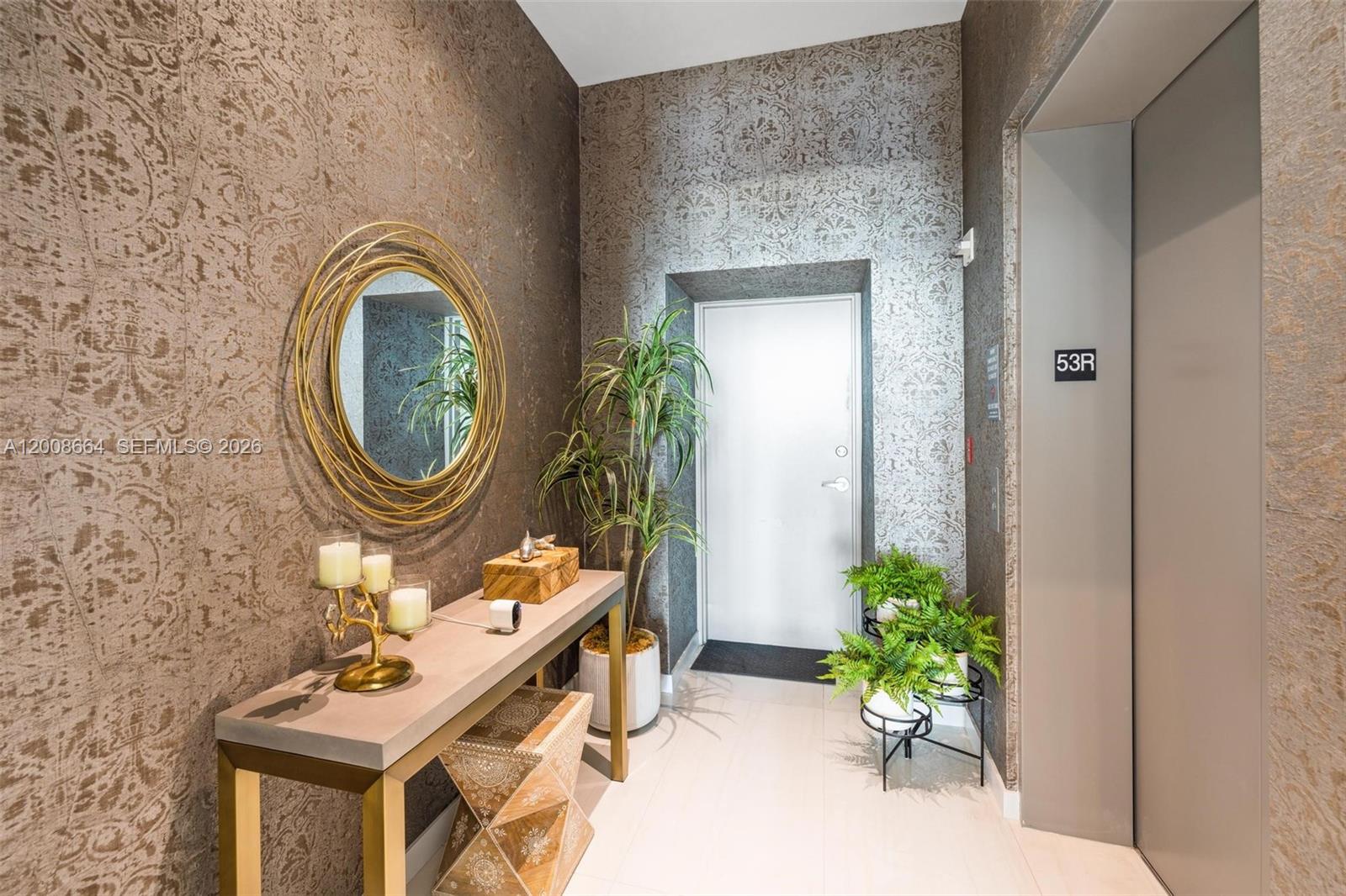 GRAN PARAISO CONDO - Residential