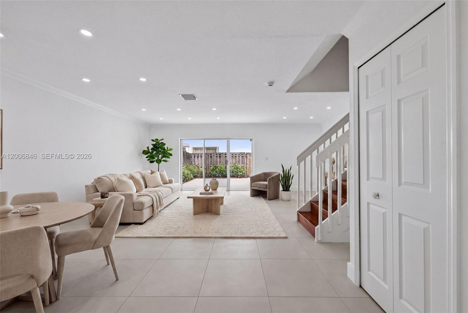 DIMENSIONS AT DORAL - Residential