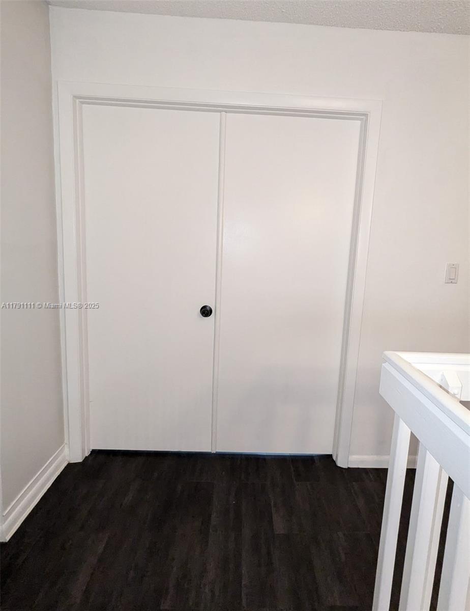 ROYAL TOWNHOMES SAN MARINO - Residential