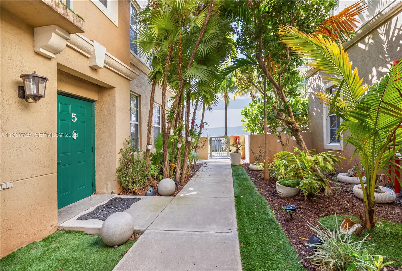 2080 OCEAN DRIVE CONDO - Residential