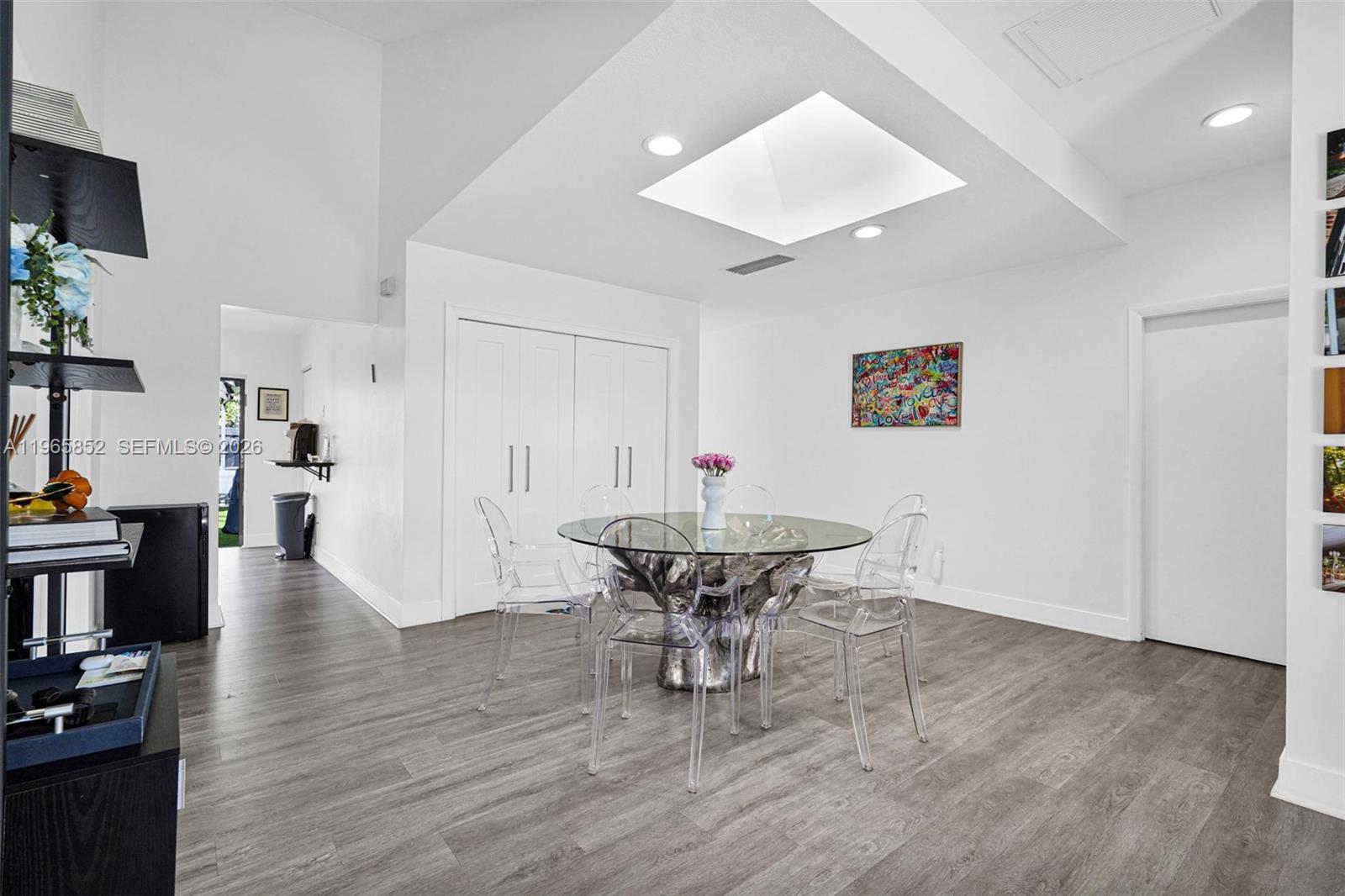 SIERRA DEL MAR - Residential