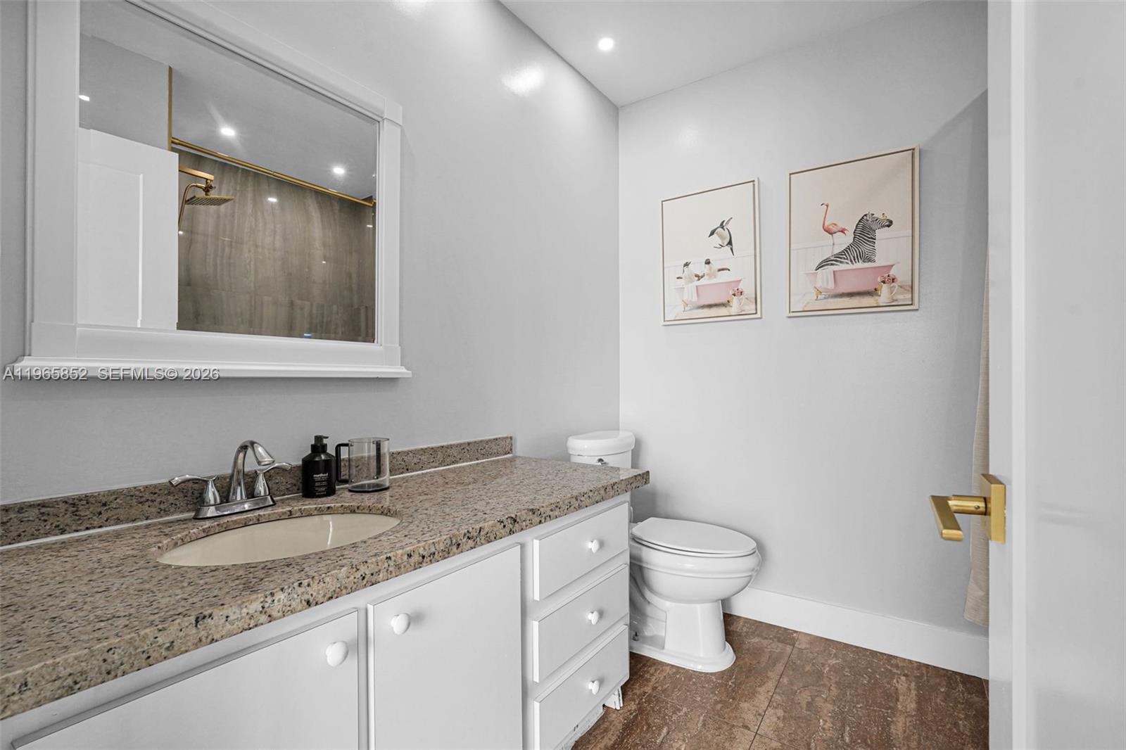 SIERRA DEL MAR - Residential