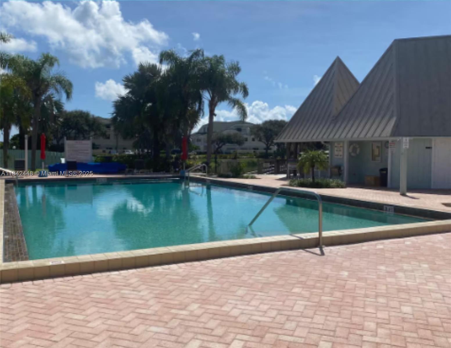 BELLA VISTA ON THE PARK CO - Residential