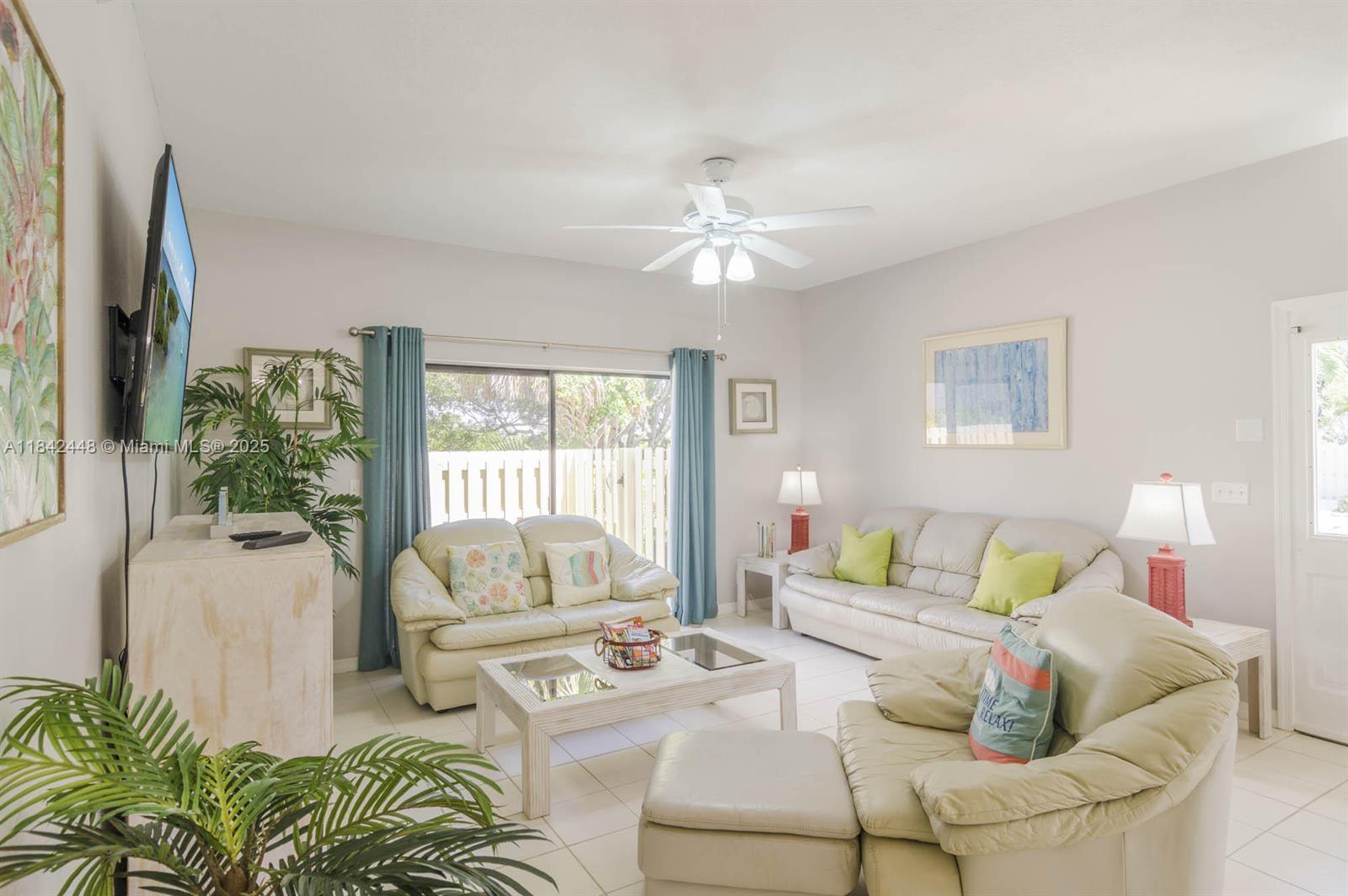 720 S Bella Vista Ct S 20, Jupiter, FL, 33477/$649,500 4 720 S Bella Vista Ct S 20