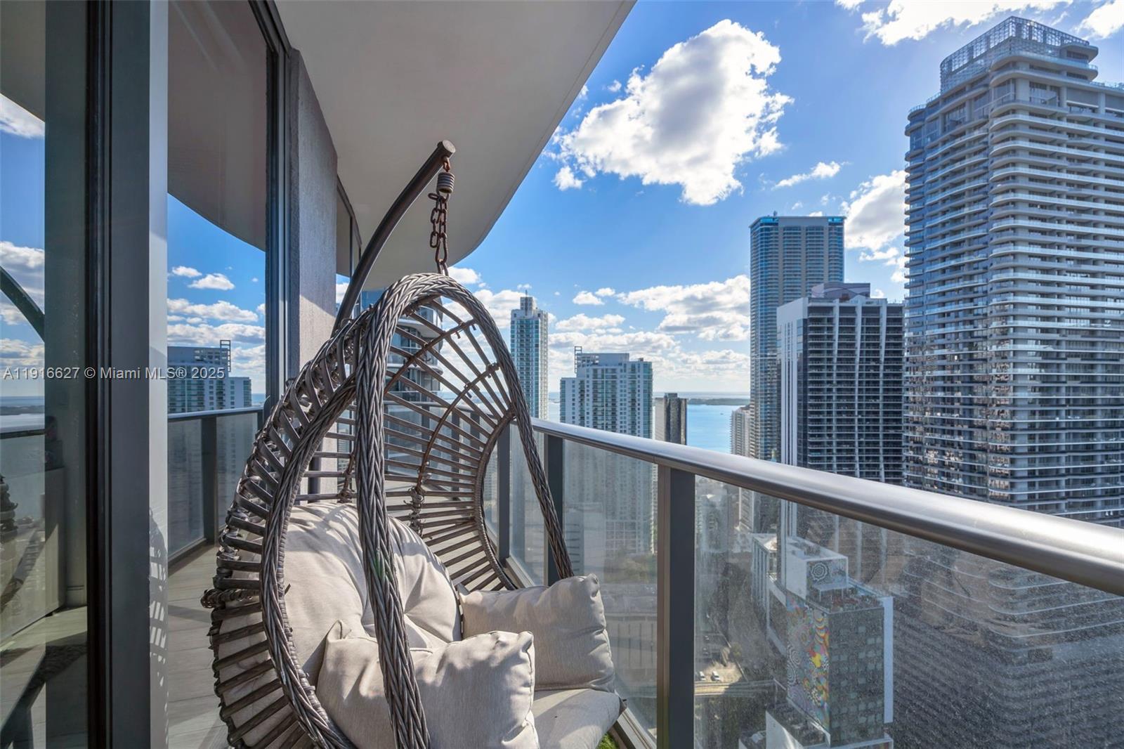 BRICKELL HEIGHTS WEST CON - Residential