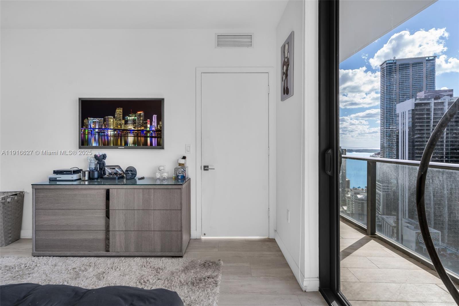 BRICKELL HEIGHTS WEST CON - Residential