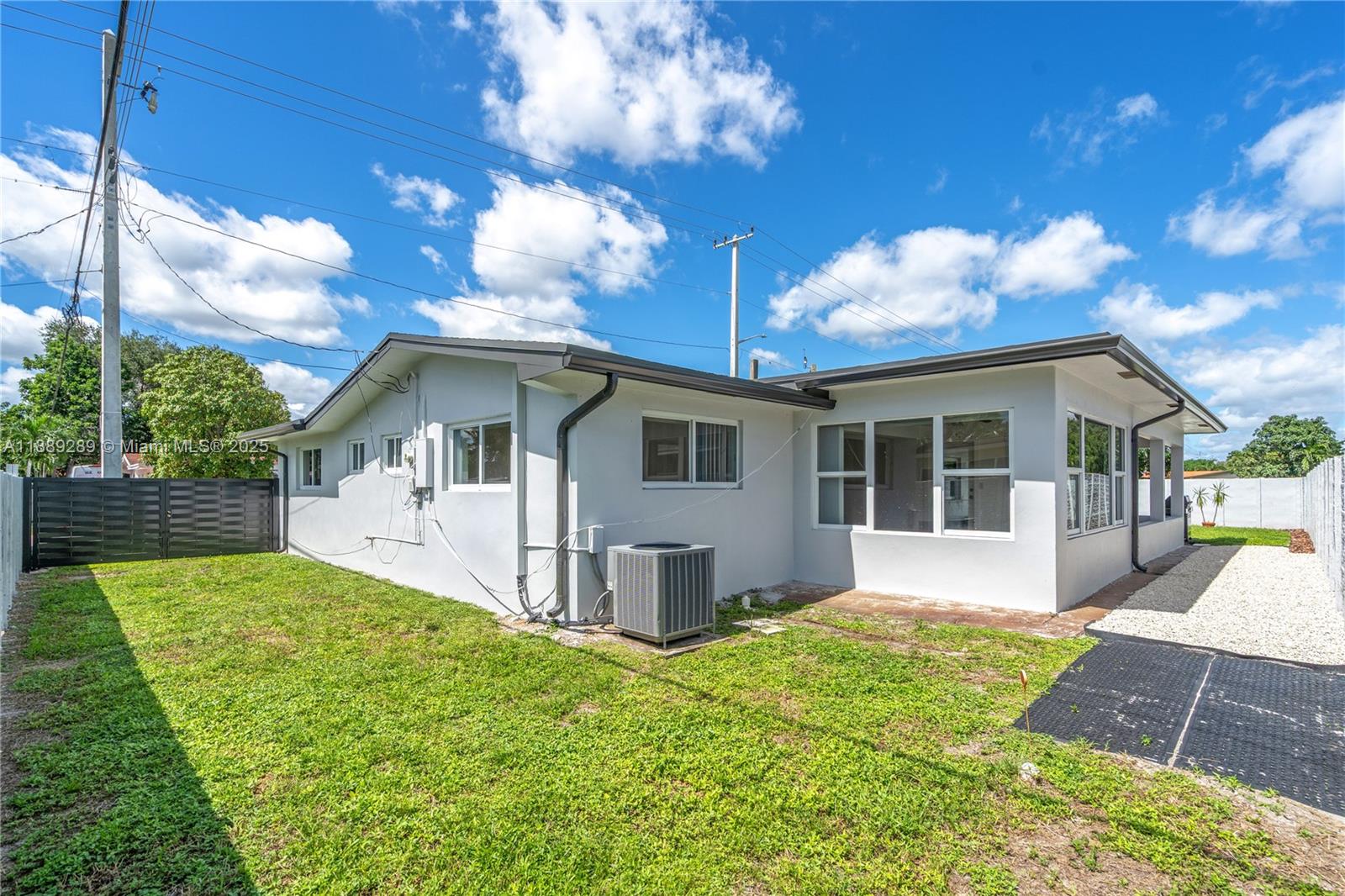BOULEVARD HEIGHTS SEC 9 - Residential