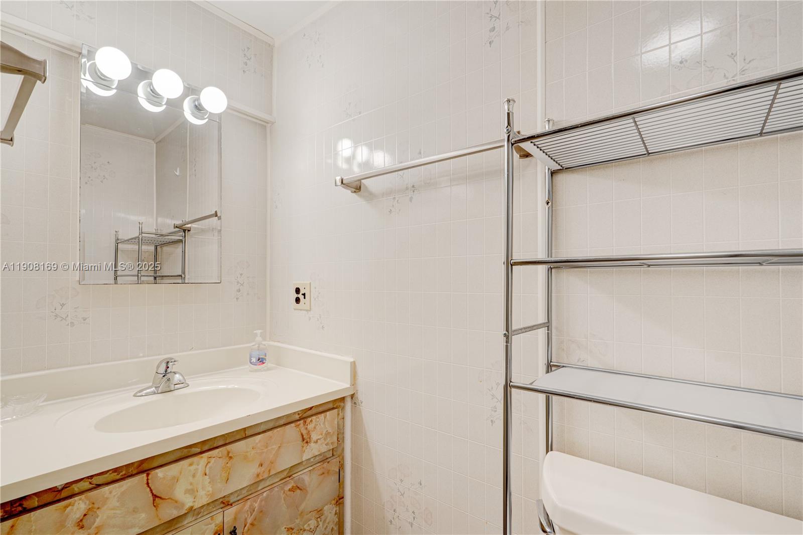 Outdoor Resorts (65.6) - Residential