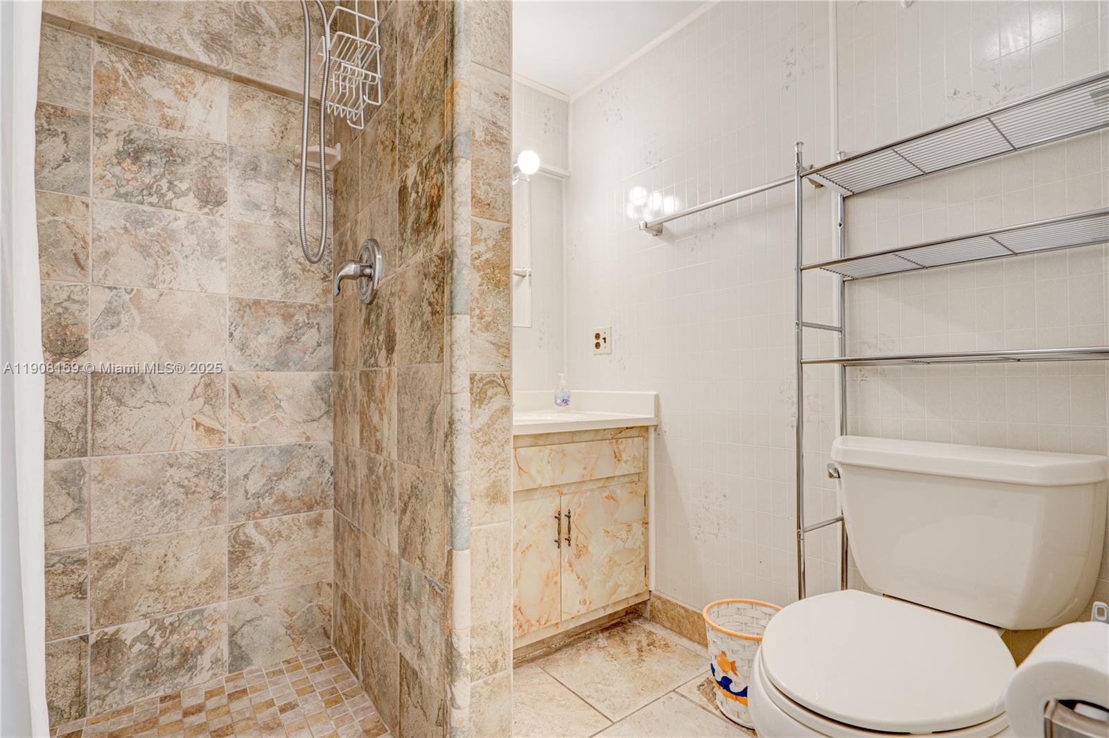 Outdoor Resorts (65.6) - Residential