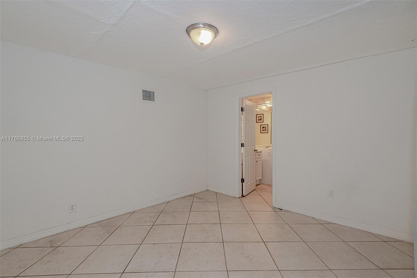 MARSHALLS EVERGLADE SUB - Residential