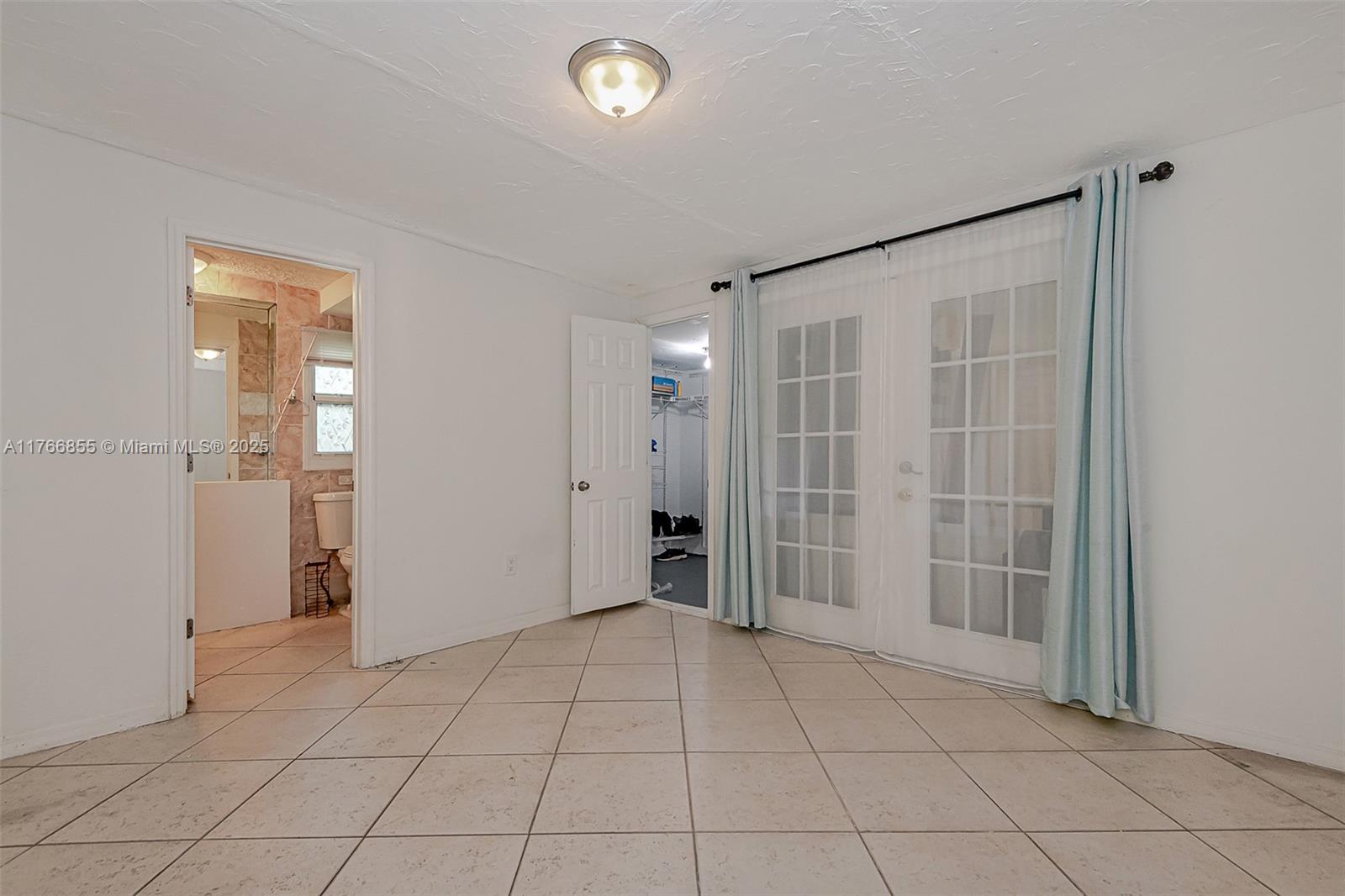 MARSHALLS EVERGLADE SUB - Residential