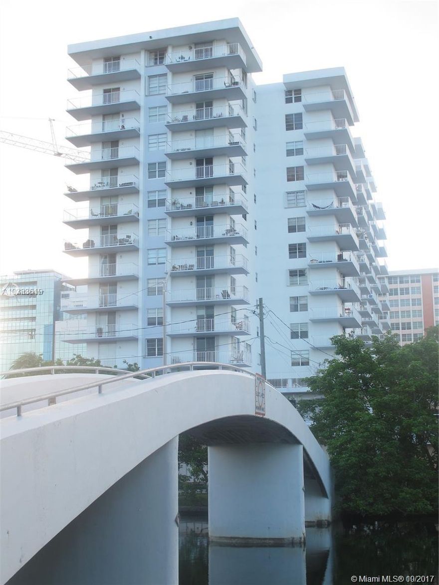 Unique Large One Bedroom, Two Full Baths, 950 sq/ft, Balcony, Tile Floors, Hurricane Proof Windows and Open Kitchen. Extra Cable Channels, Water, Wireless Internet, Water included. Direct views from the canal and intracoastal. UNFURNISHED. Enjoy in the building: Pool, Gym and One assigned covered parking space. Building is located in front of the Canal, One Block from the Ocean, close to all highways and Lincoln Rd. No pets.