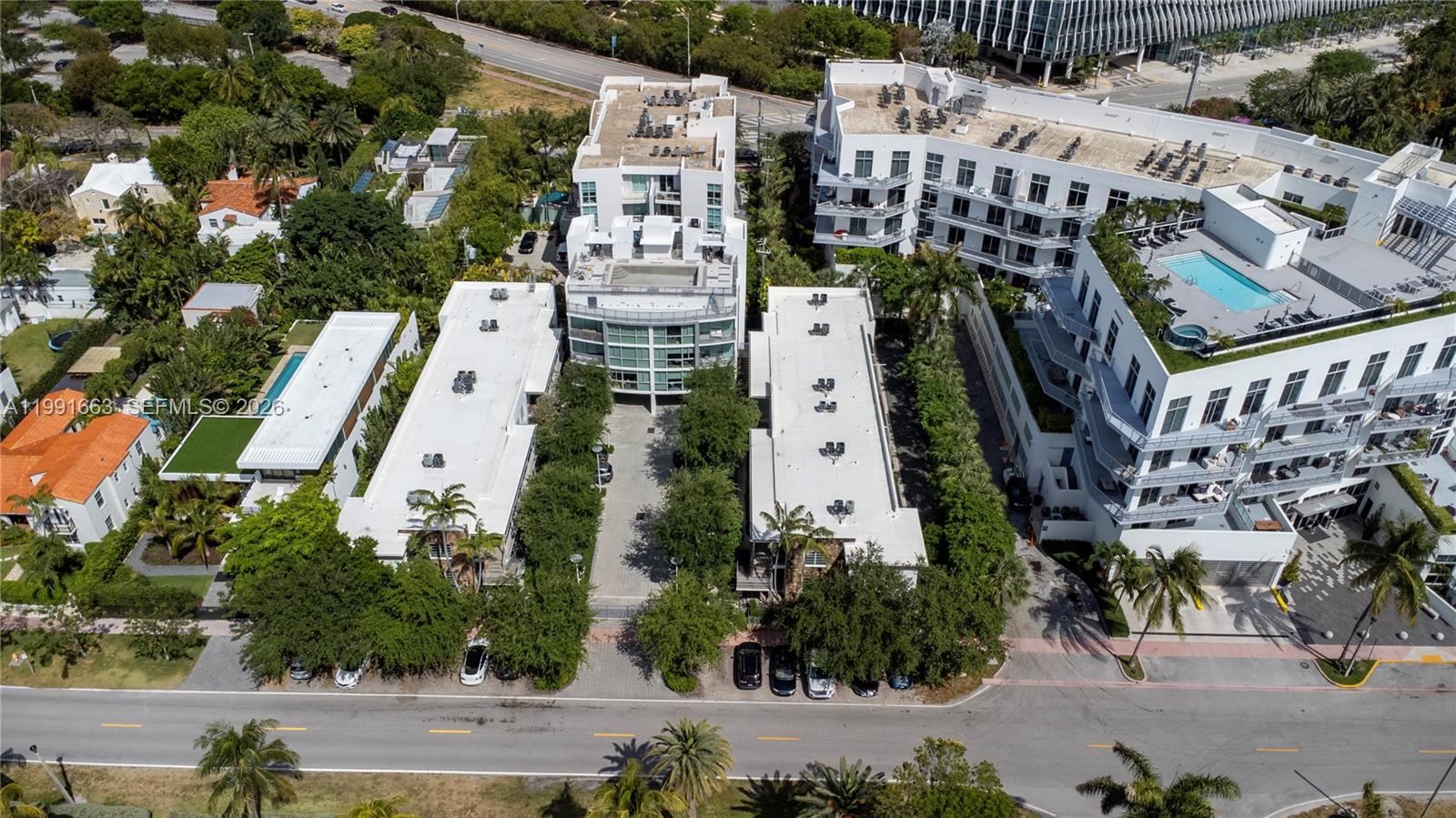 MID GOLF SUB - Residential Lease