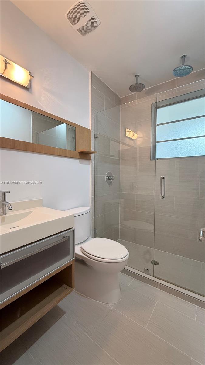 MID GOLF SUB - Residential Lease