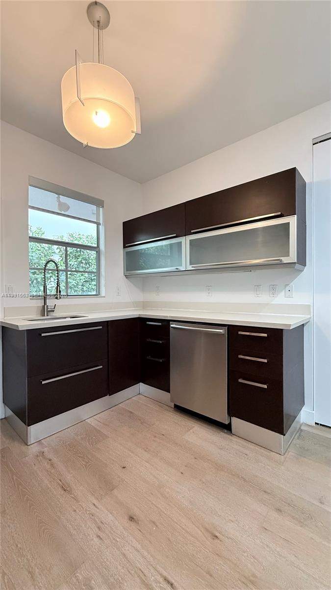 MID GOLF SUB - Residential Lease