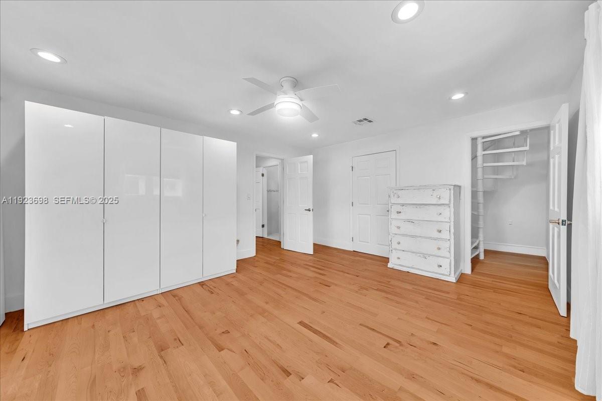 HOLLYWOOD CENTRAL BEACH - Residential Lease