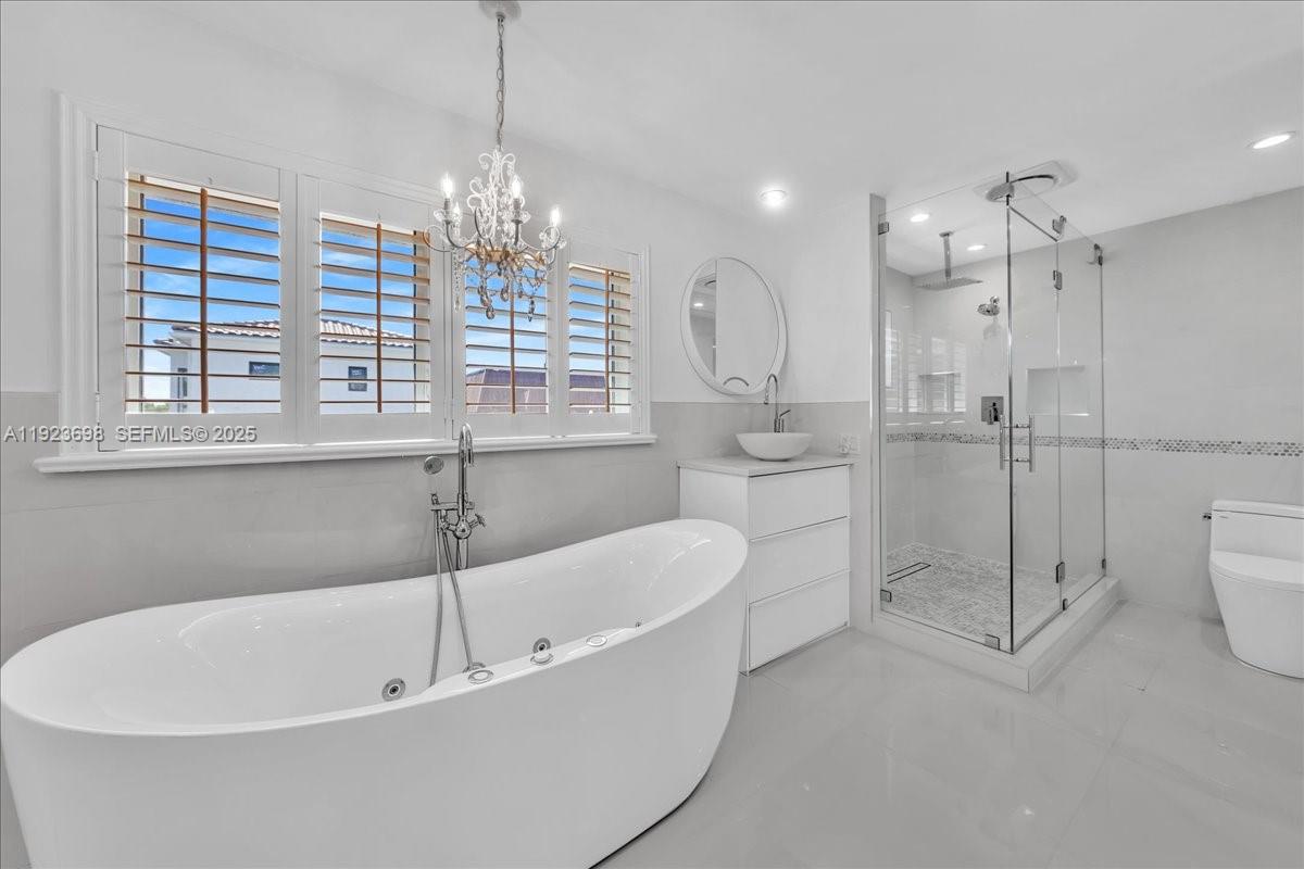 HOLLYWOOD CENTRAL BEACH - Residential Lease