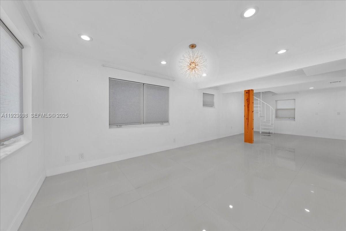 HOLLYWOOD CENTRAL BEACH - Residential Lease