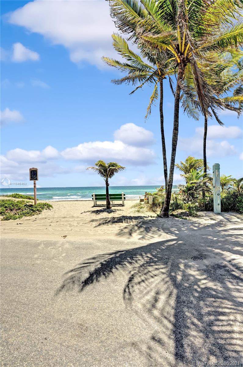 HOLLYWOOD CENTRAL REACH - Residential