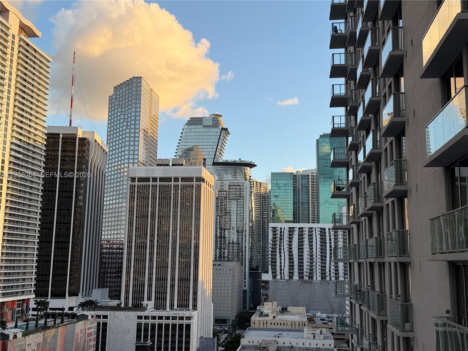 THE LOFT DOWNTOWN CONDO - Residential