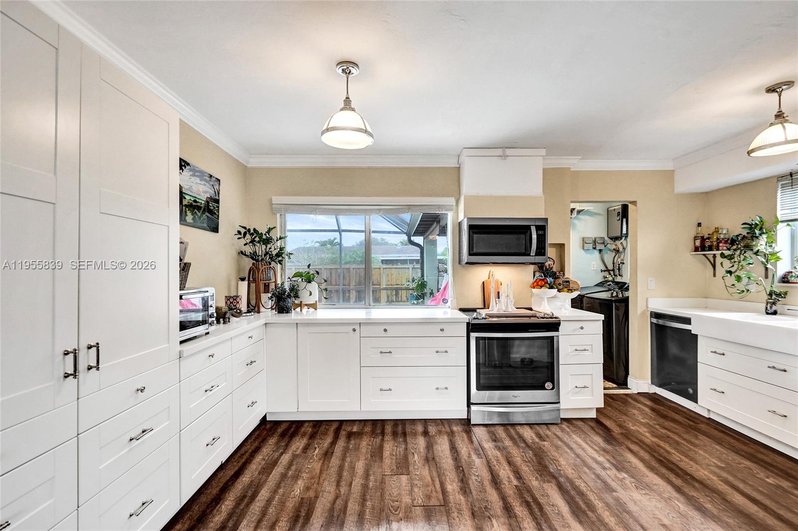 FAIRFAX BROLLIAR ADD SEC - Residential