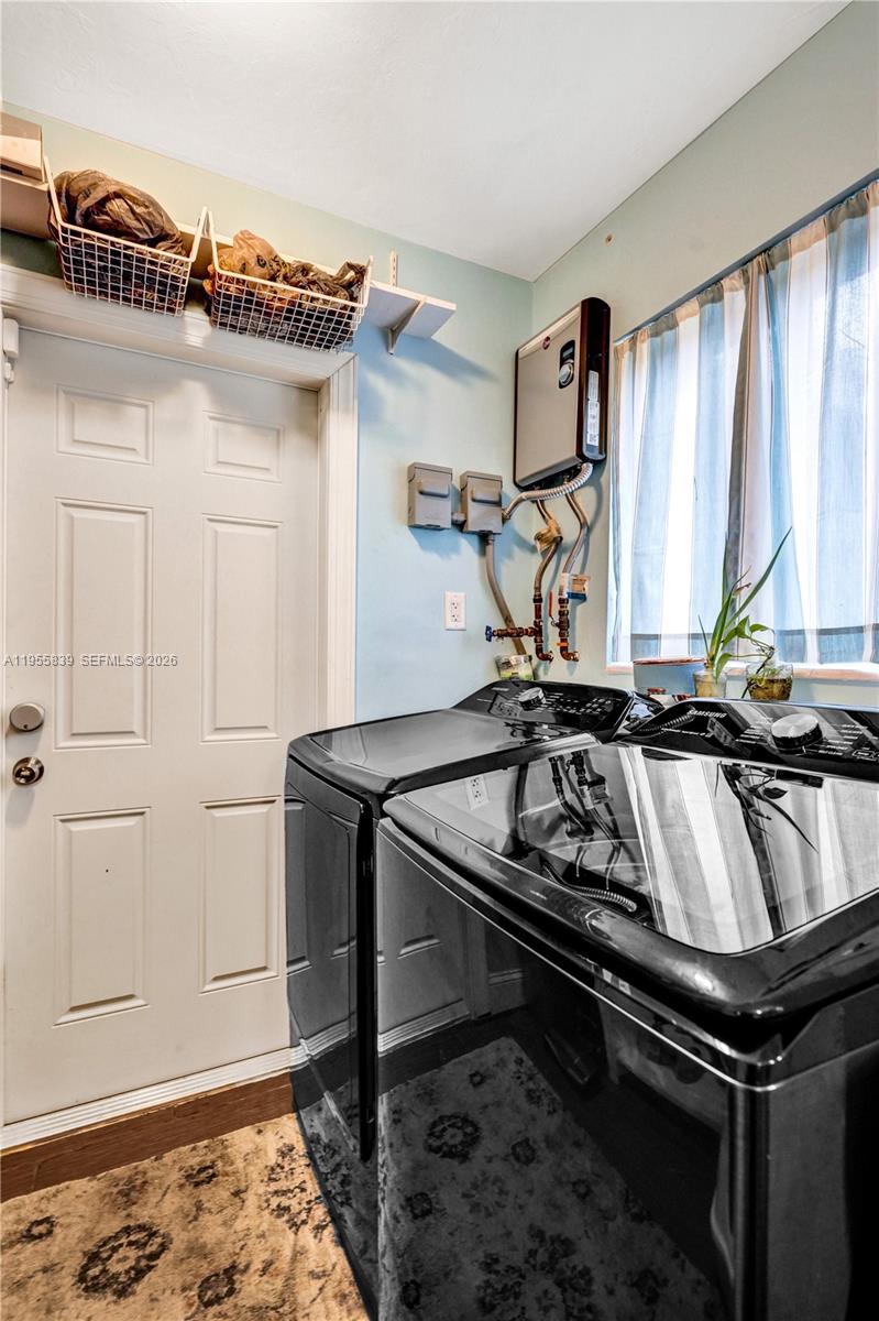 FAIRFAX BROLLIAR ADD SEC - Residential