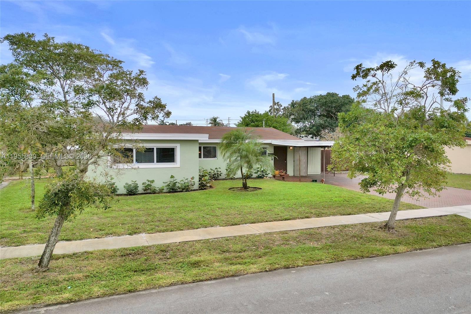 FAIRFAX BROLLIAR ADD SEC - Residential