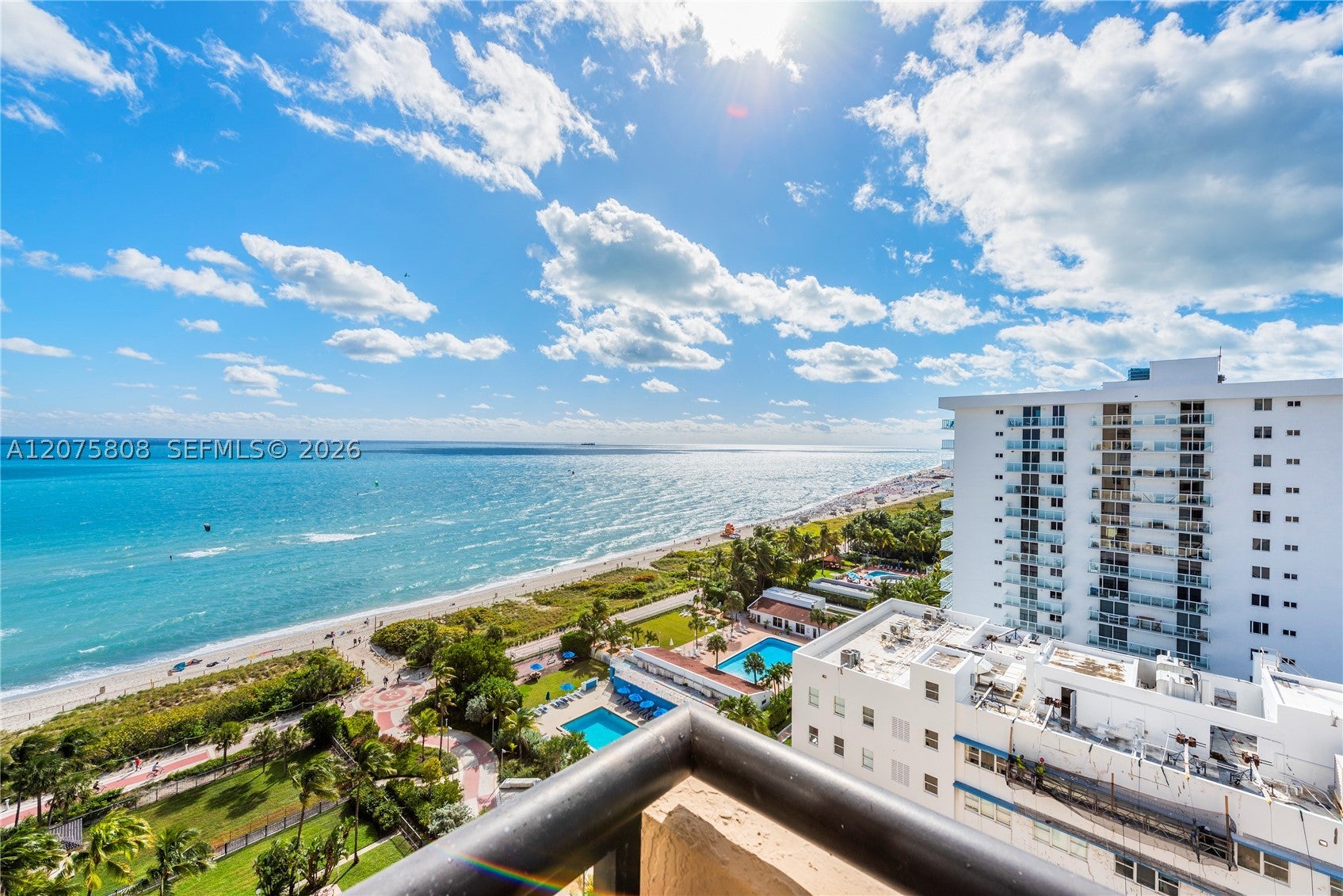 2555 Collins Ave 1714