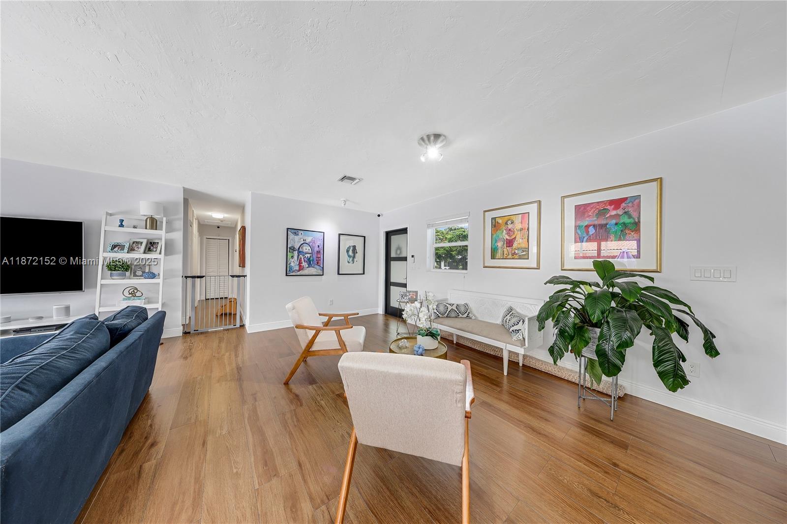 DARLINGTON MANOR - Residential