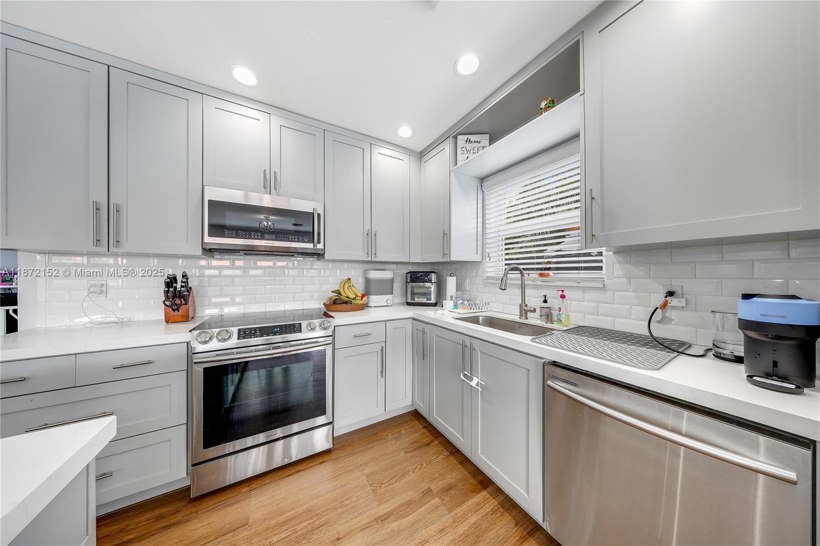 DARLINGTON MANOR - Residential