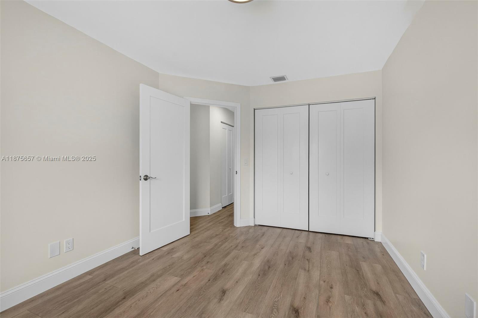 LEXINGTON GREEN CONDO - Residential