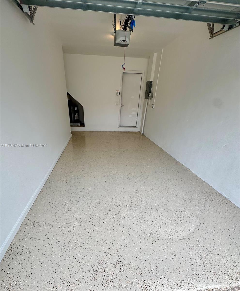 LEXINGTON GREEN CONDO - Residential