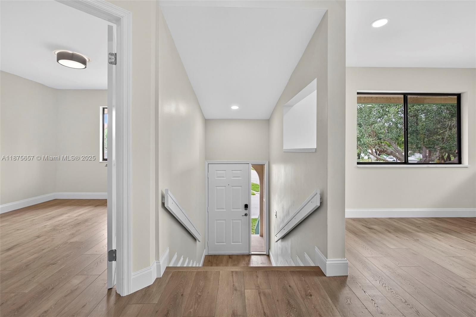 LEXINGTON GREEN CONDO - Residential