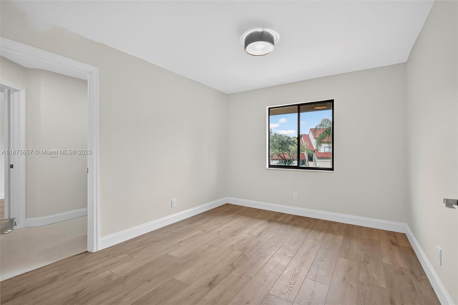 LEXINGTON GREEN CONDO - Residential