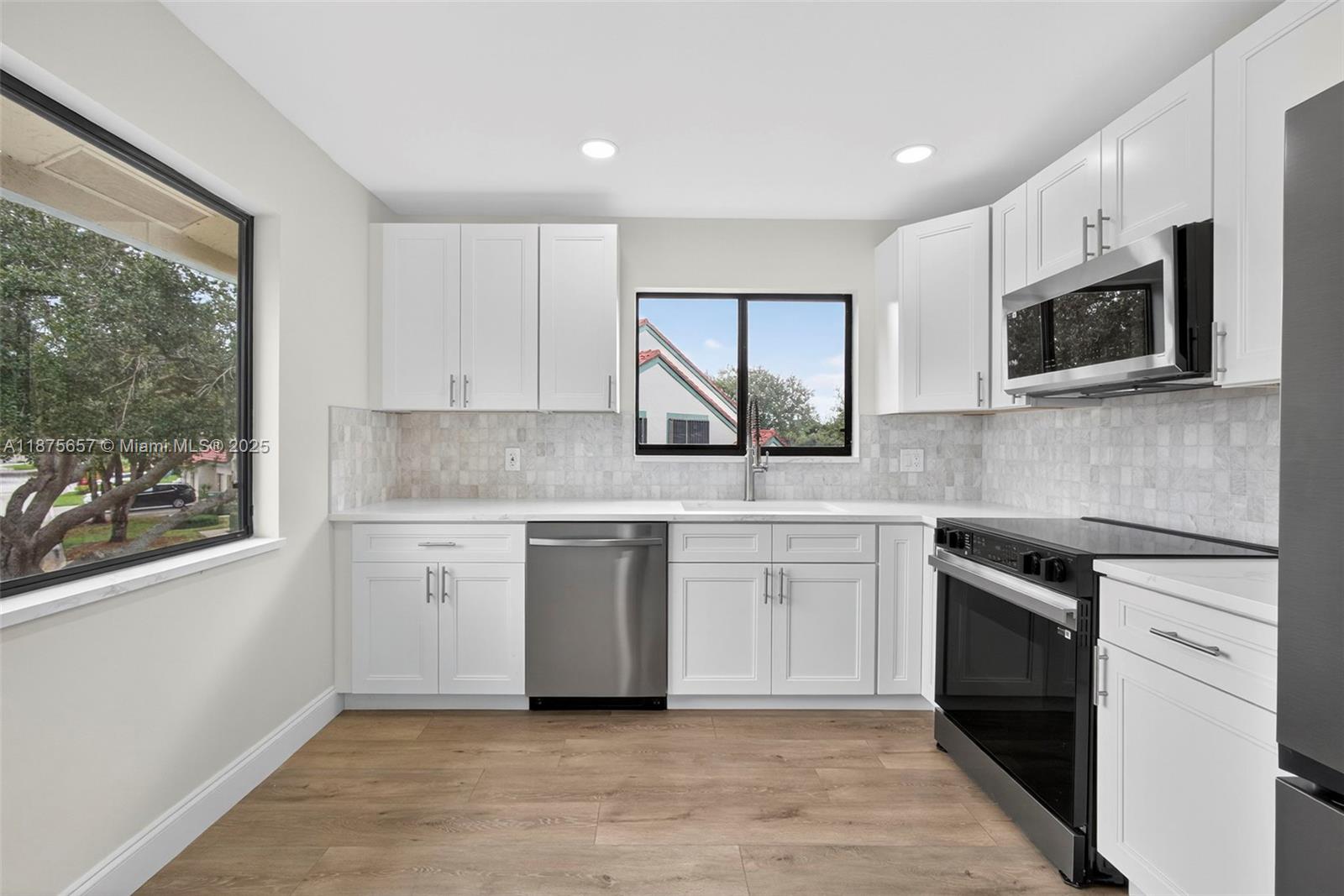 LEXINGTON GREEN CONDO - Residential