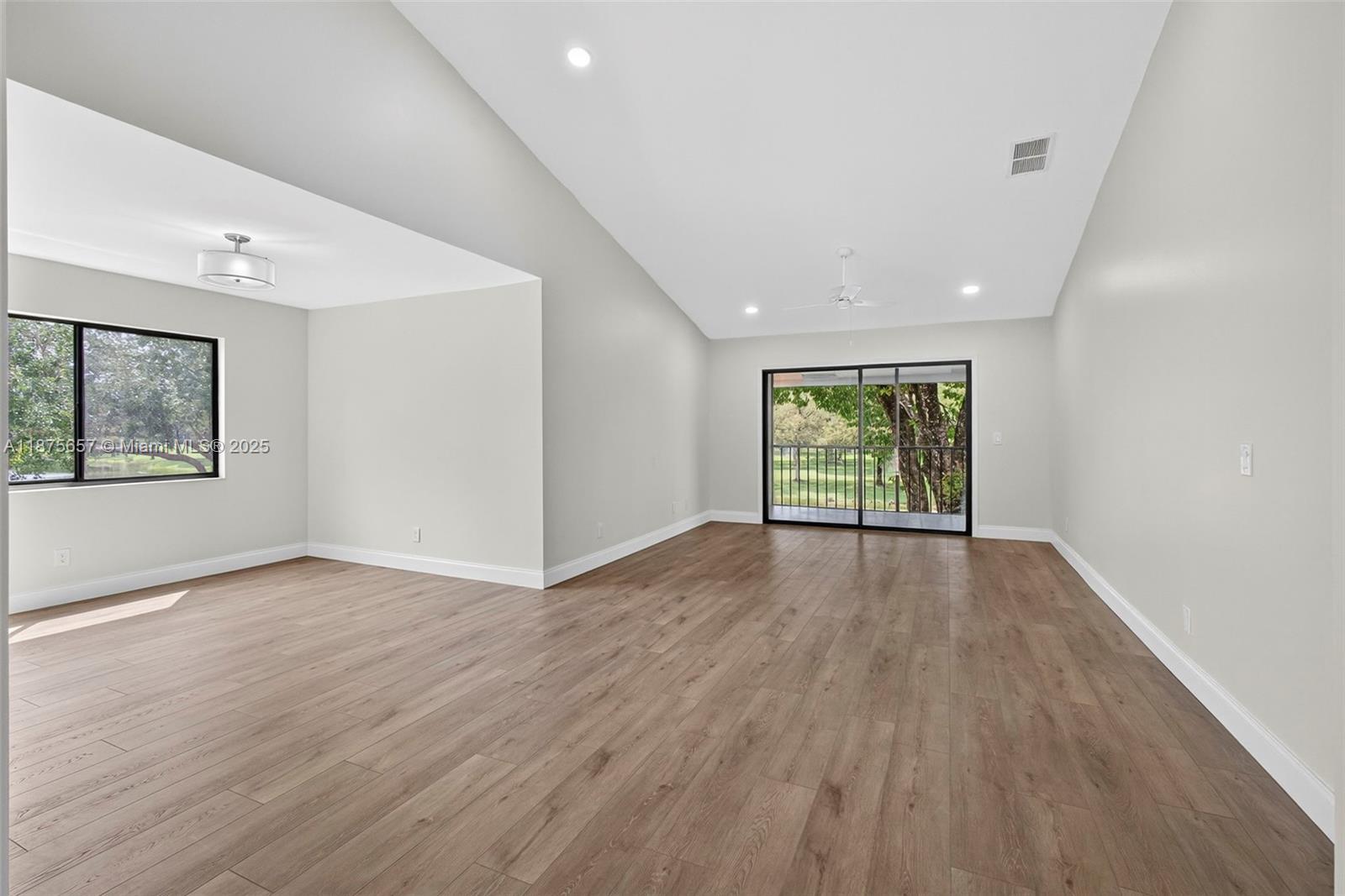 LEXINGTON GREEN CONDO - Residential