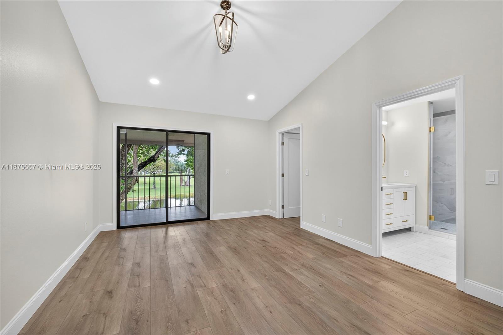 LEXINGTON GREEN CONDO - Residential