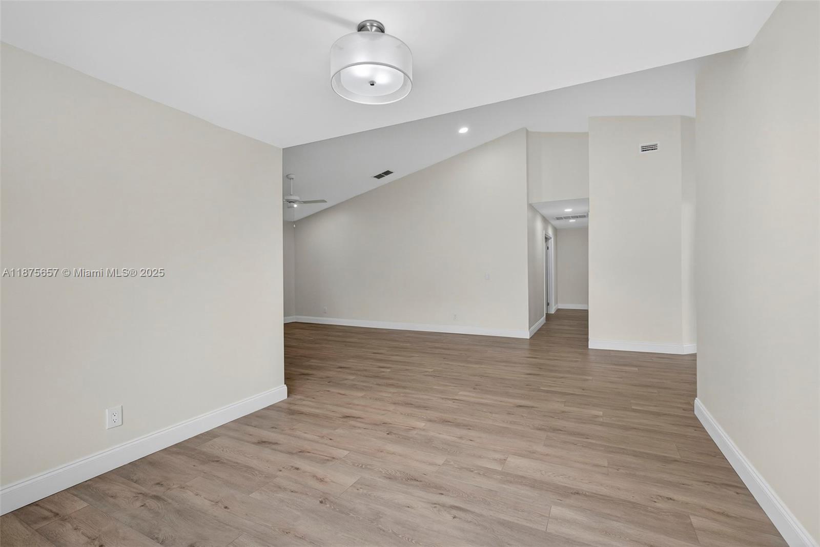 LEXINGTON GREEN CONDO - Residential