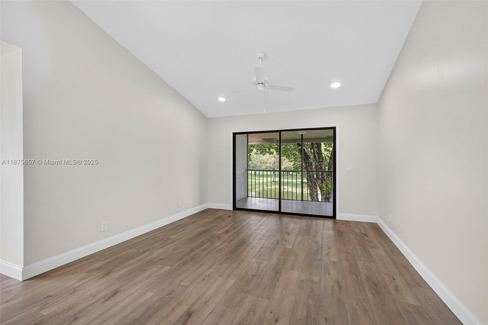LEXINGTON GREEN CONDO - Residential