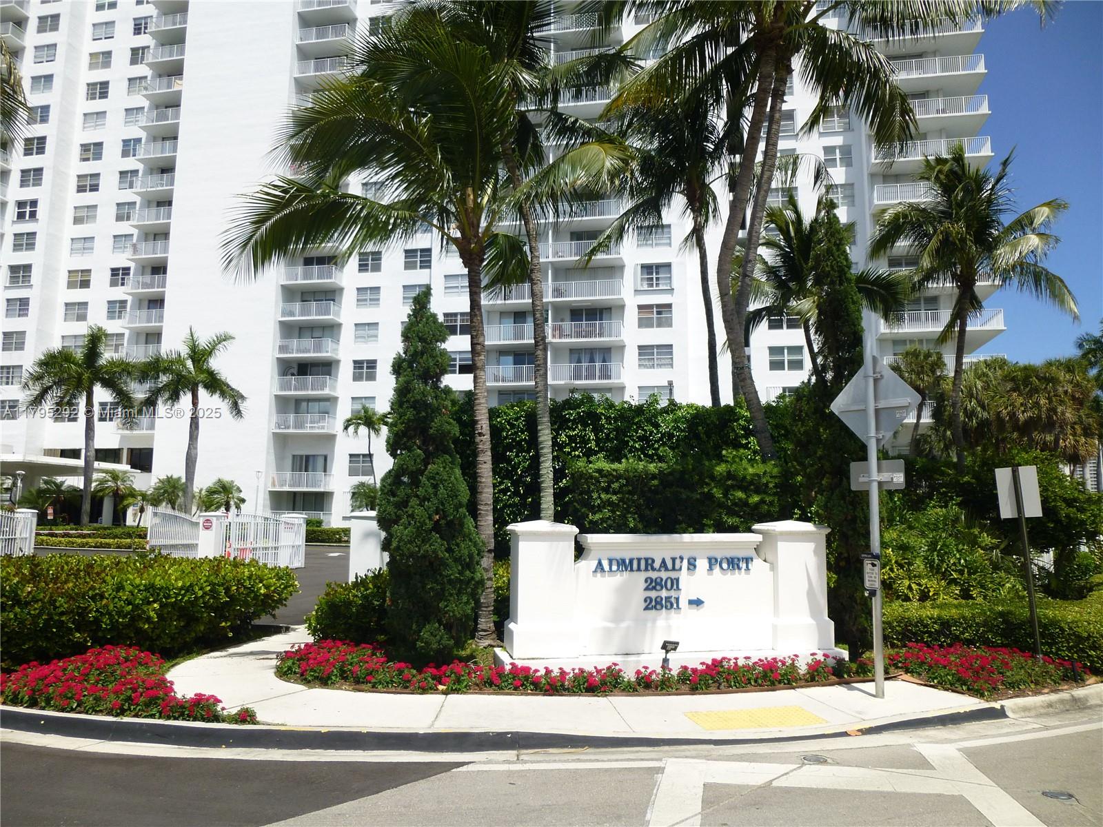 ADMIRALS PORT CONDO WEST - Residential