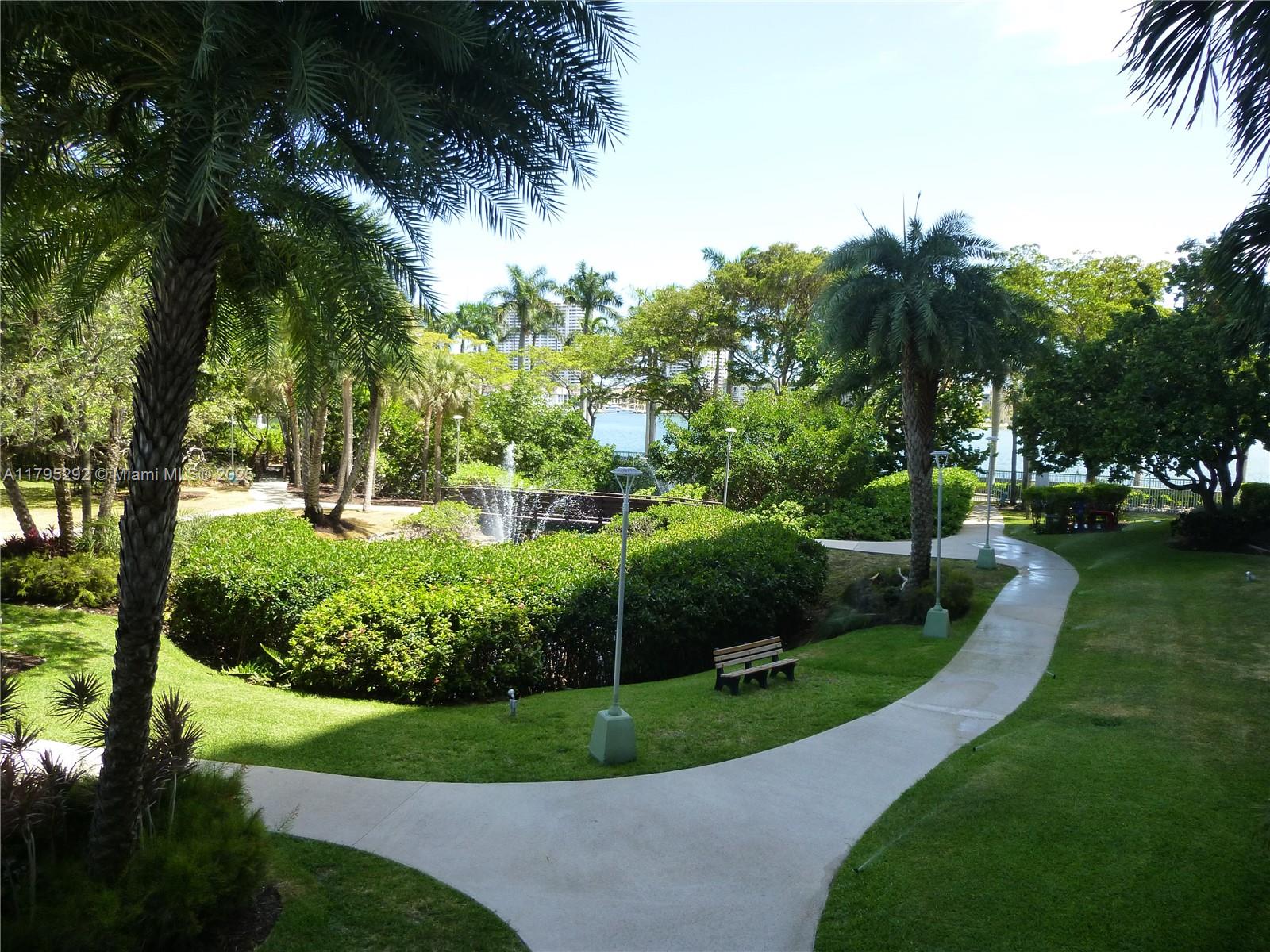 ADMIRALS PORT CONDO WEST - Residential