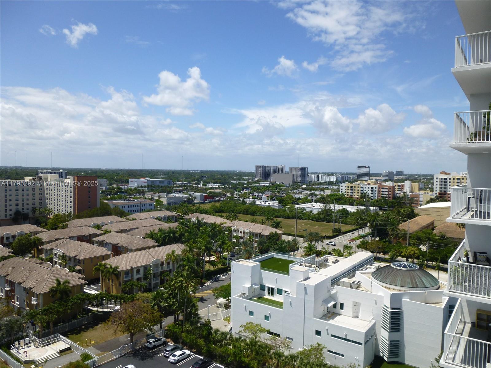 ADMIRALS PORT CONDO WEST - Residential